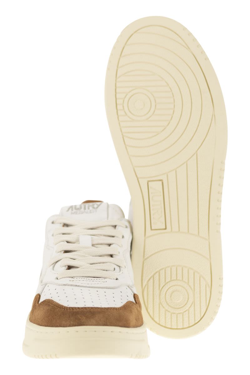 MEDALIST LOW - Sneakers in goatskin and suede - VOGUERINI