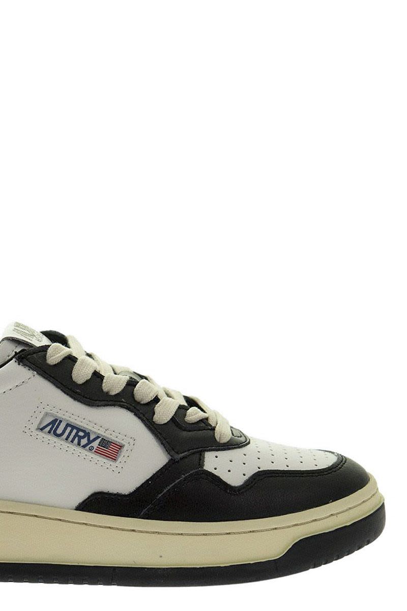 MEDALIST LOW - Leather Sneakers - VOGUERINI