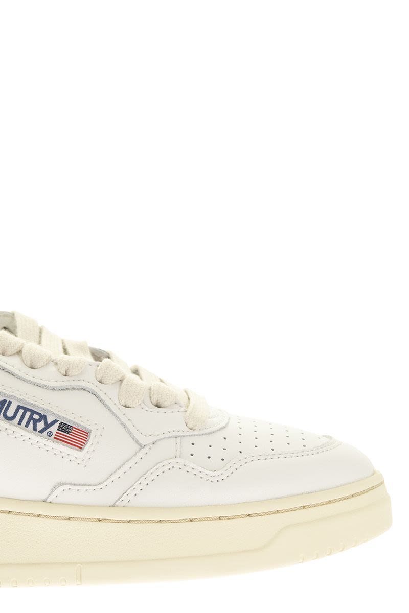 MEDALIST LOW - Leather Sneakers - VOGUERINI