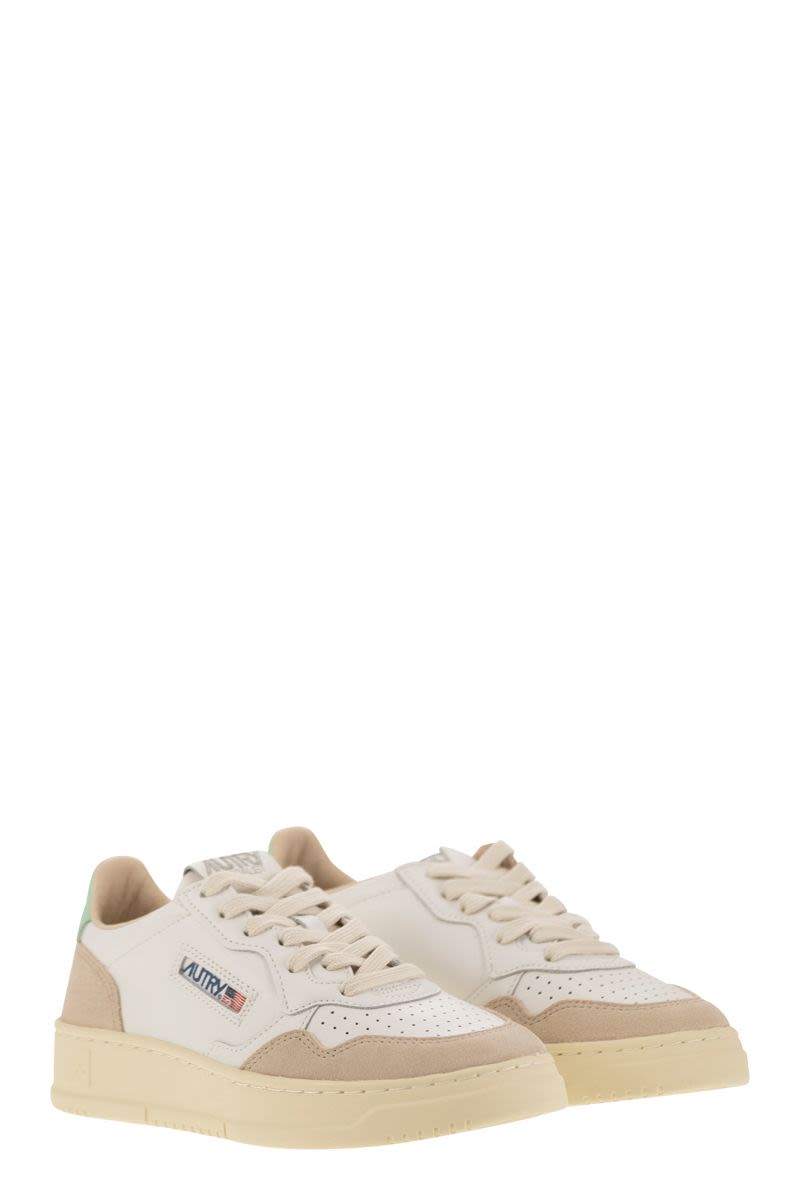 MEDALIST LOW - Leather Sneakers