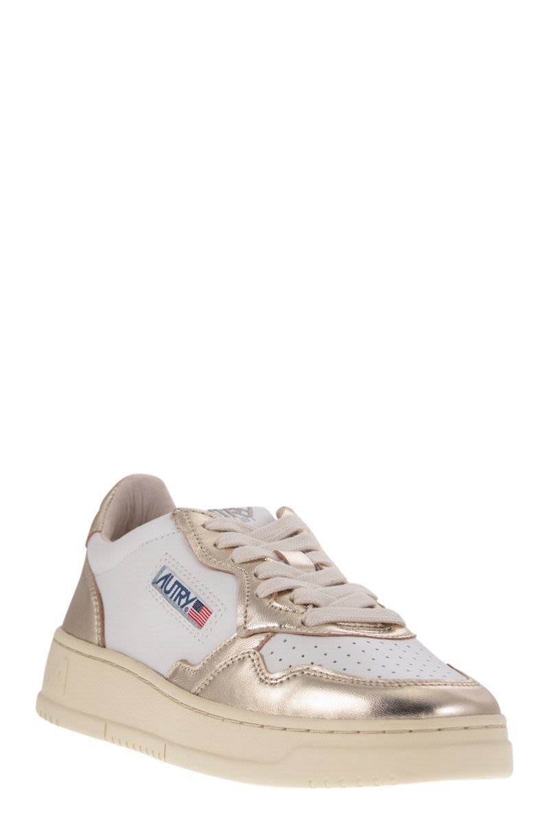 MEDALIST LOW - Leather Sneakers - VOGUERINI