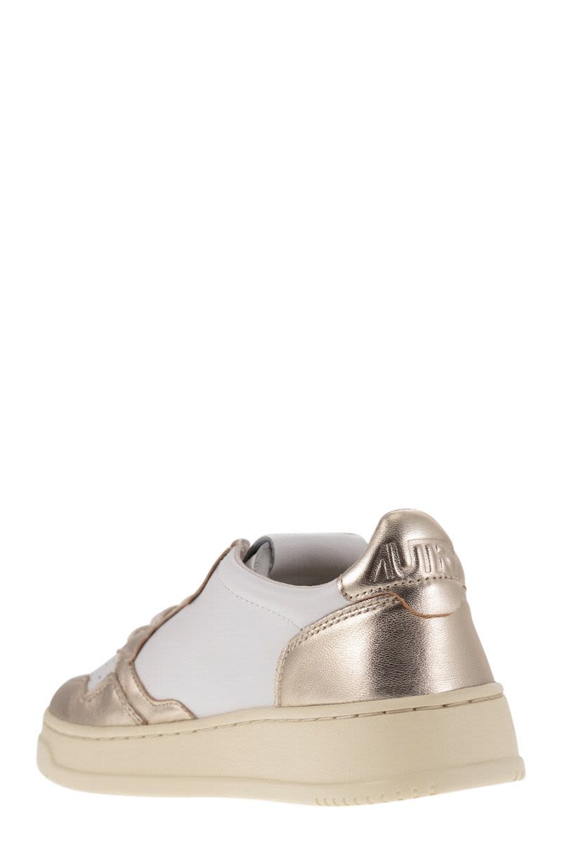 MEDALIST LOW - Leather Sneakers - VOGUERINI