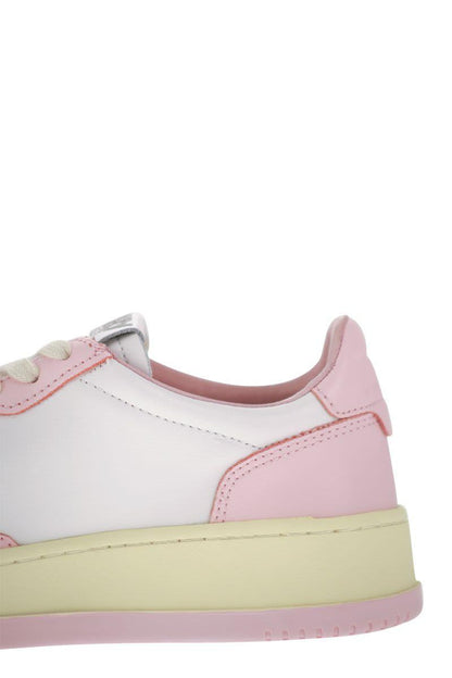 MEDALIST LOW - Two-tone Leather Sneakers - VOGUERINI