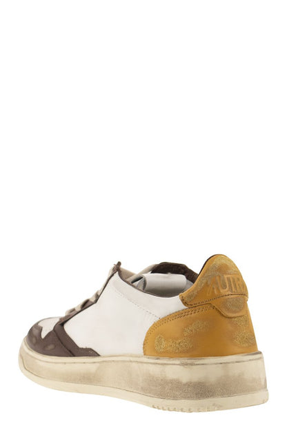 SNEAKERS LOW LEAT/LEAT WHITE/BROWN/HONEY - VOGUERINI