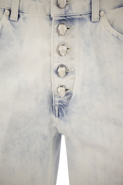 KOONS - Loose jeans with jewelled buttons - VOGUERINI