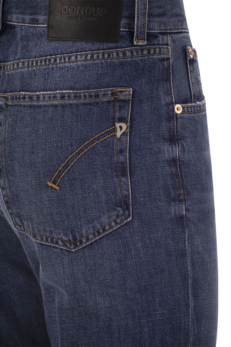 OLIVIA - slim fit bootcut jeans - VOGUERINI