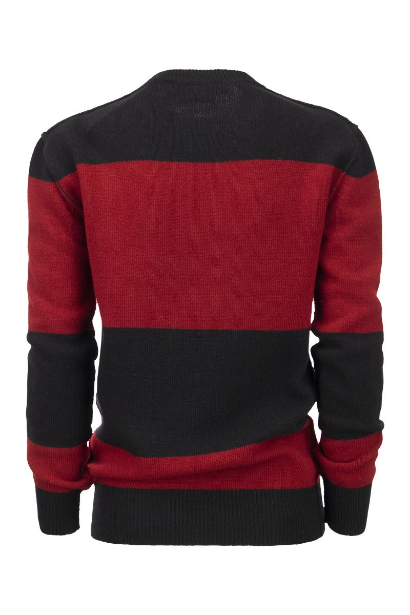 Shetland wool sweater with embroidered logo - VOGUERINI