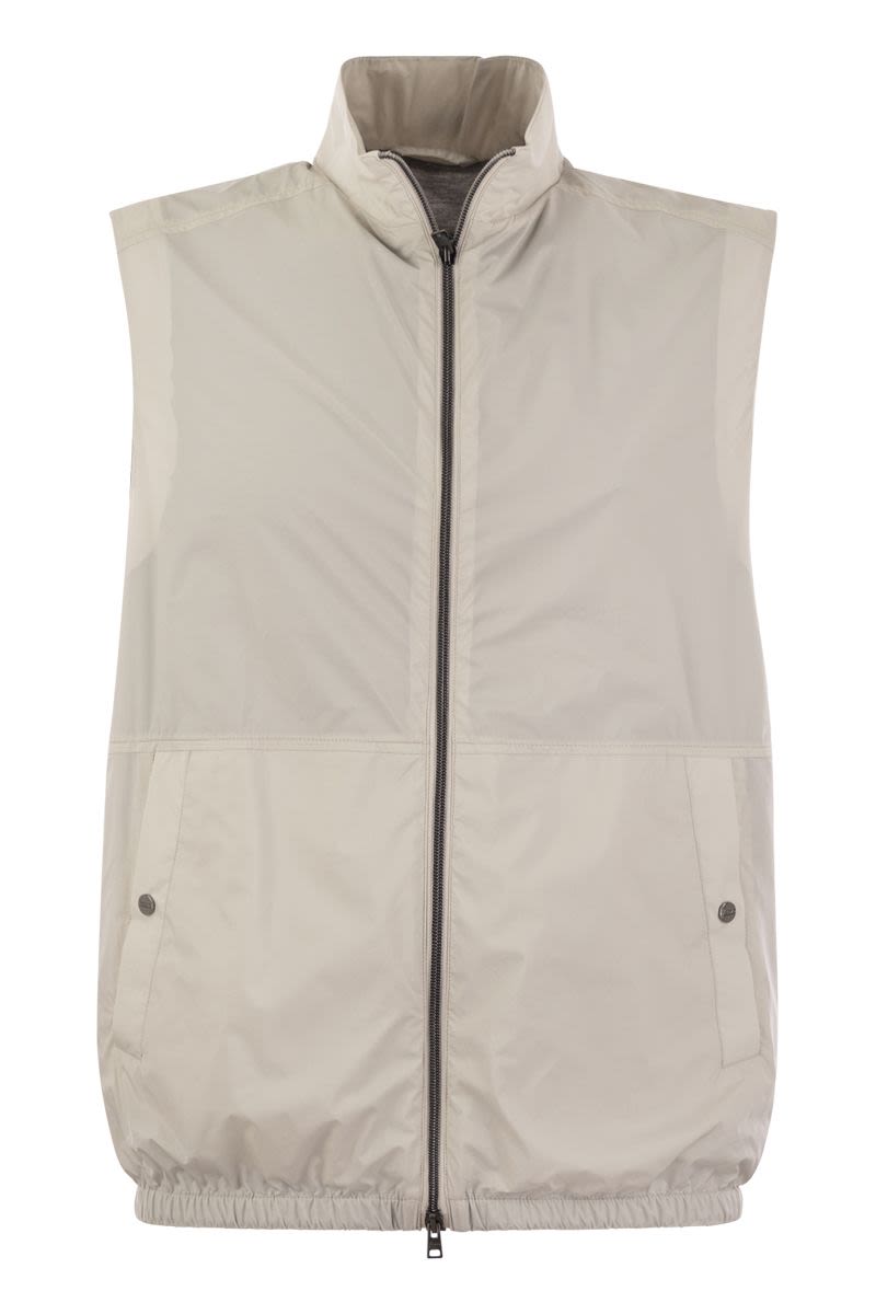 Sleeveless in Ecoage