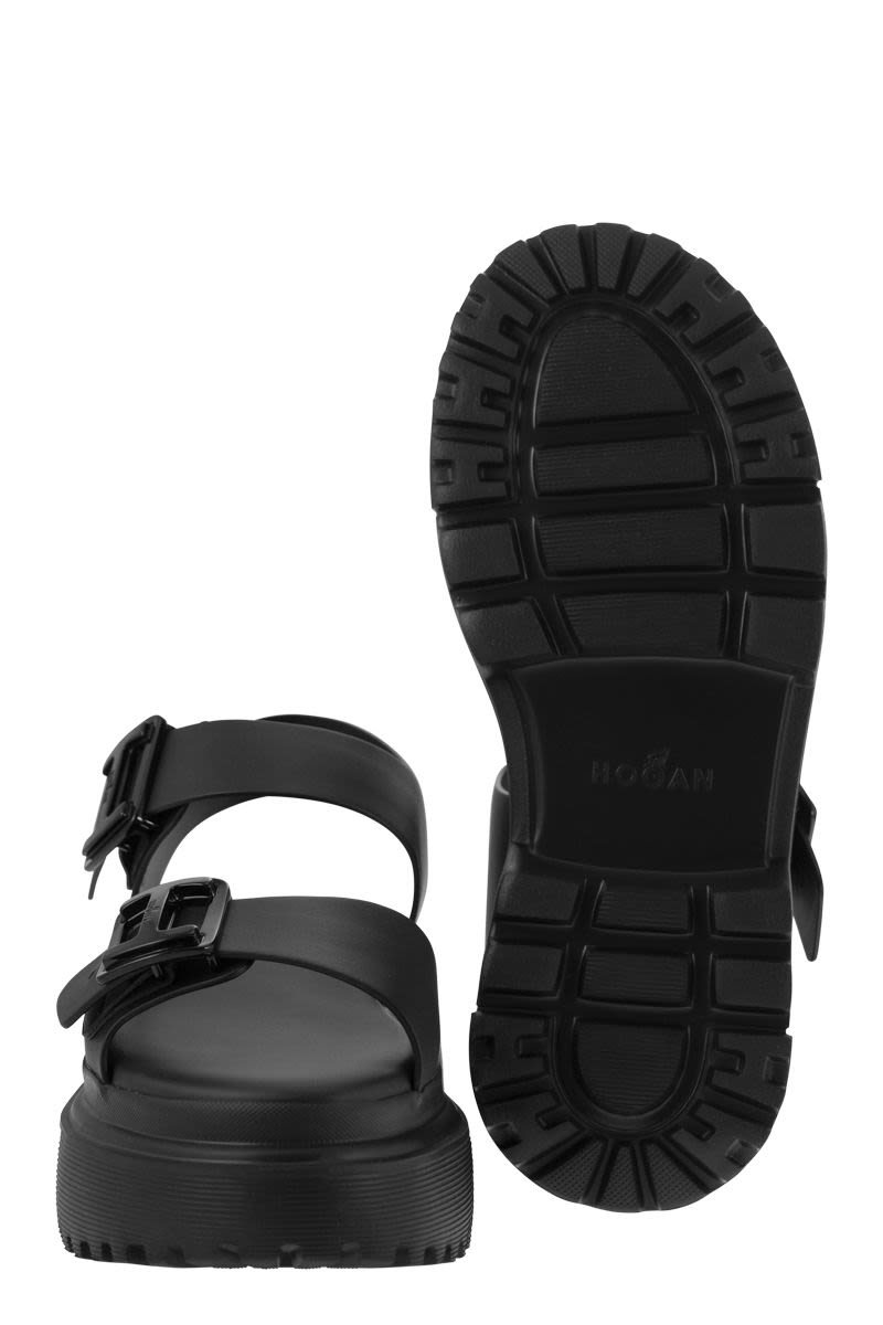 H644 - Sandal with two buckles - VOGUERINI