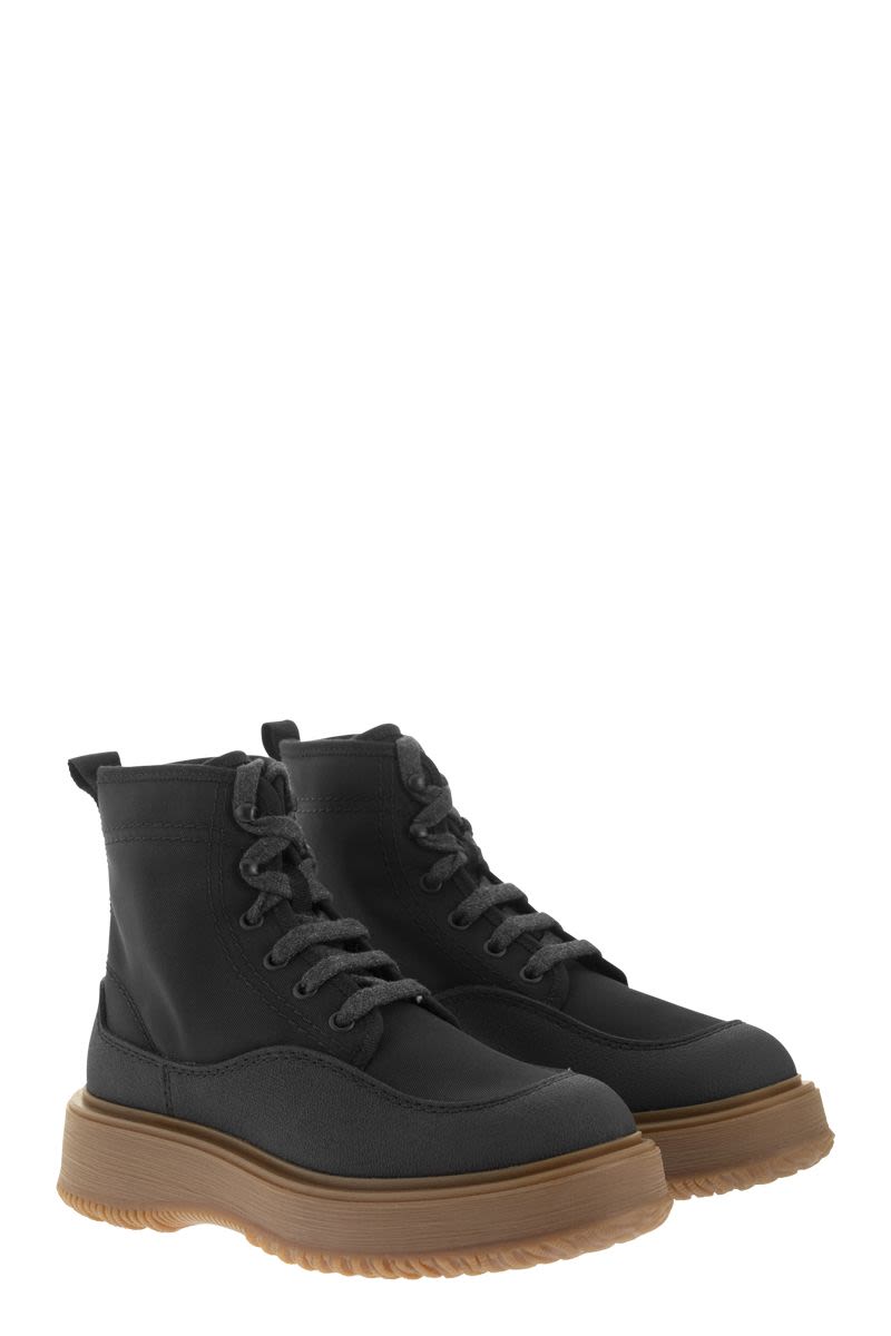 Untraditional - Laced boot - VOGUERINI