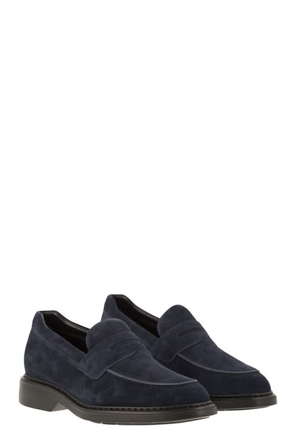 H576 - Suede Loafer