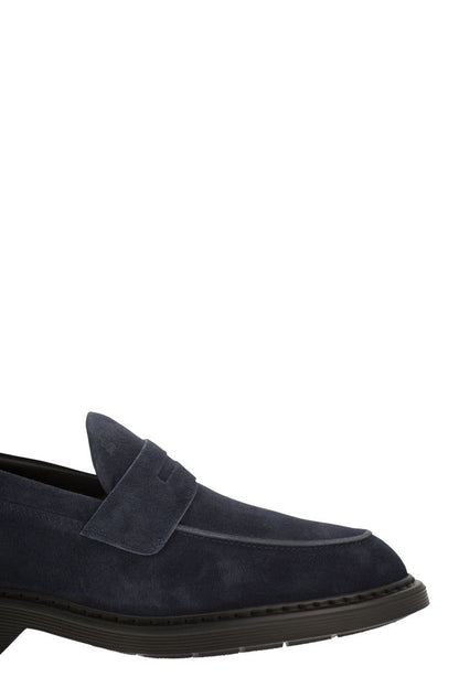 H576 - Suede Loafer