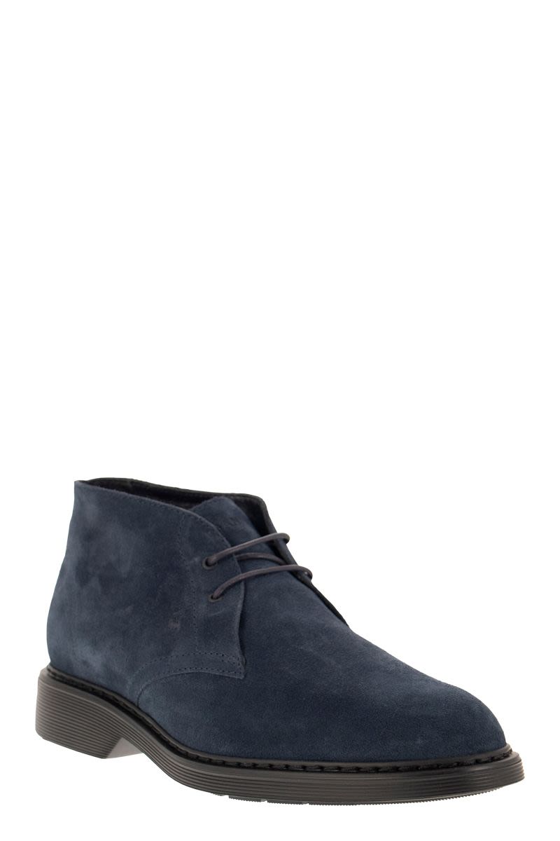 H576 - Suede ankle boots - VOGUERINI