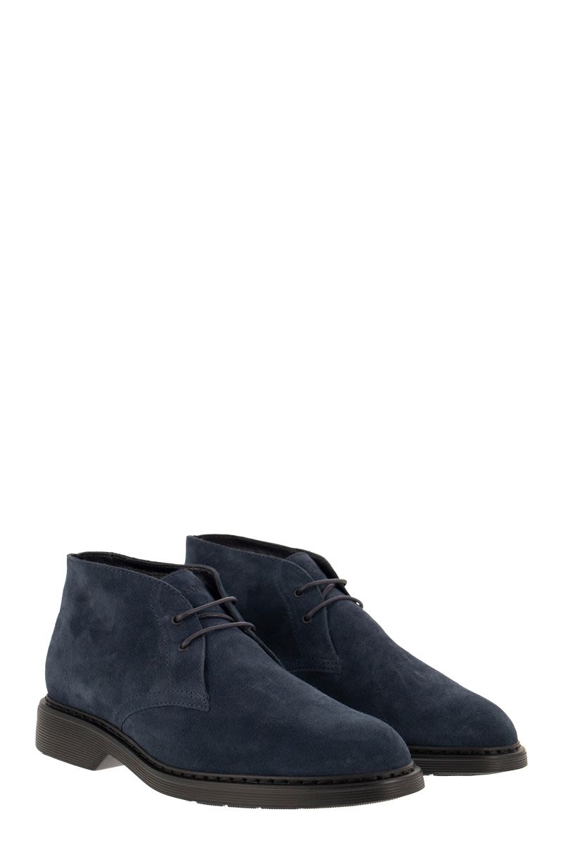 H576 - Suede ankle boots - VOGUERINI