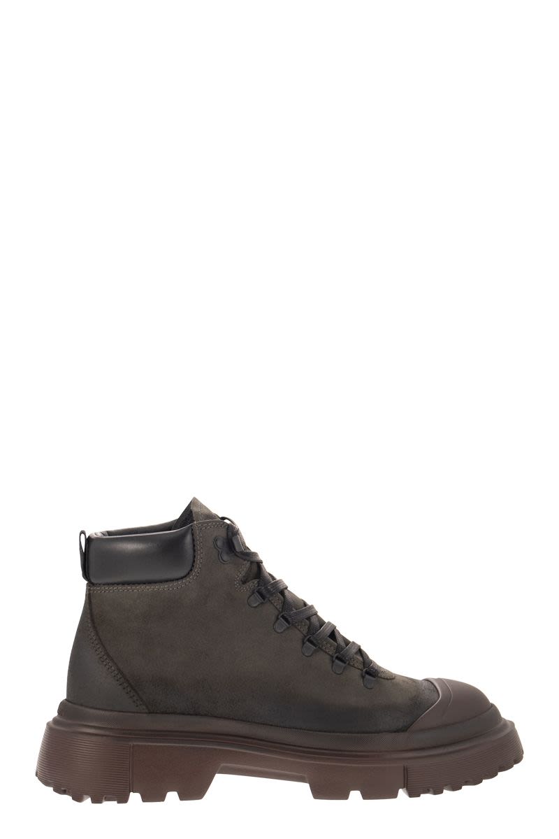 Greased nubuck leather ankle boot - VOGUERINI