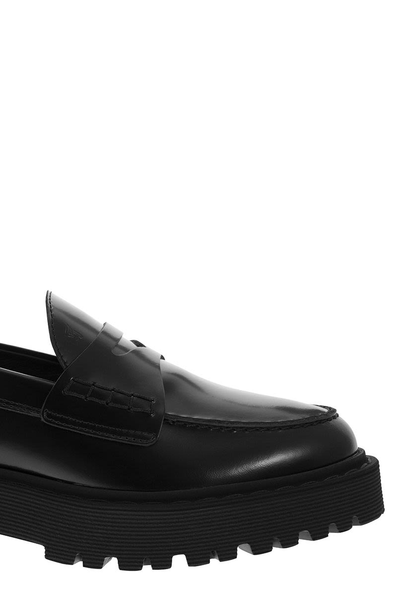 H543 - Leather Loafer - VOGUERINI