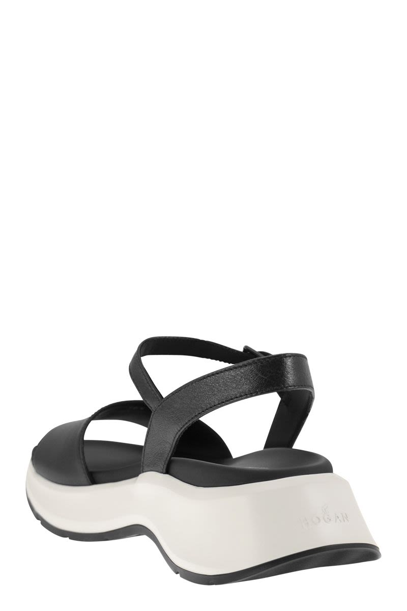 H598 leather sandals - VOGUERINI