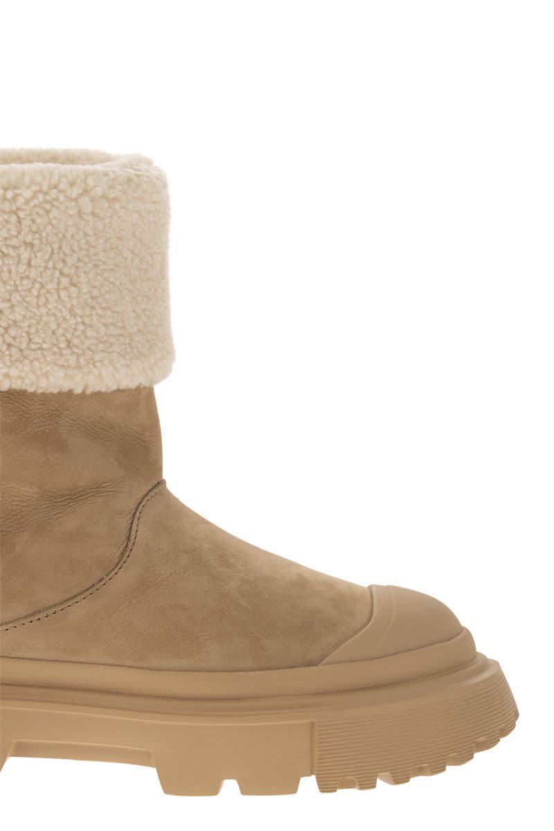 H619 - Suede ankle boot with shearling effect flap - VOGUERINI