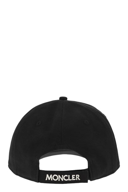 Baseball cap with logo