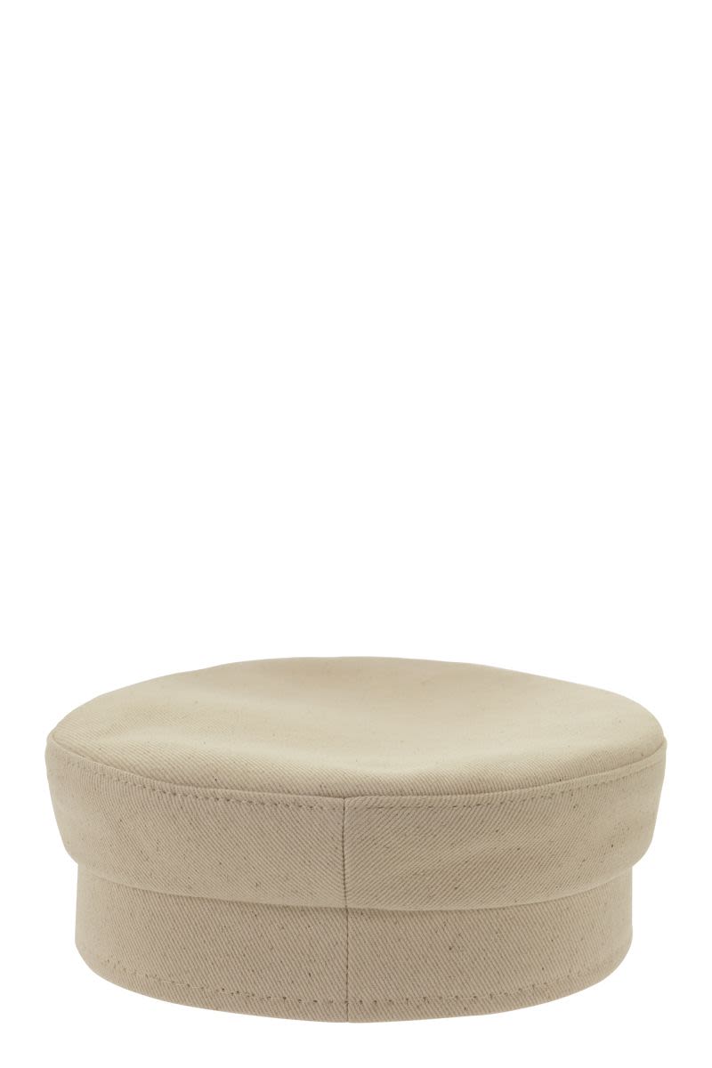 Pearls-embellished Baker Boy Cap - VOGUERINI