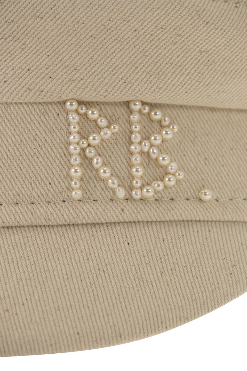 Pearls-embellished Baker Boy Cap - VOGUERINI