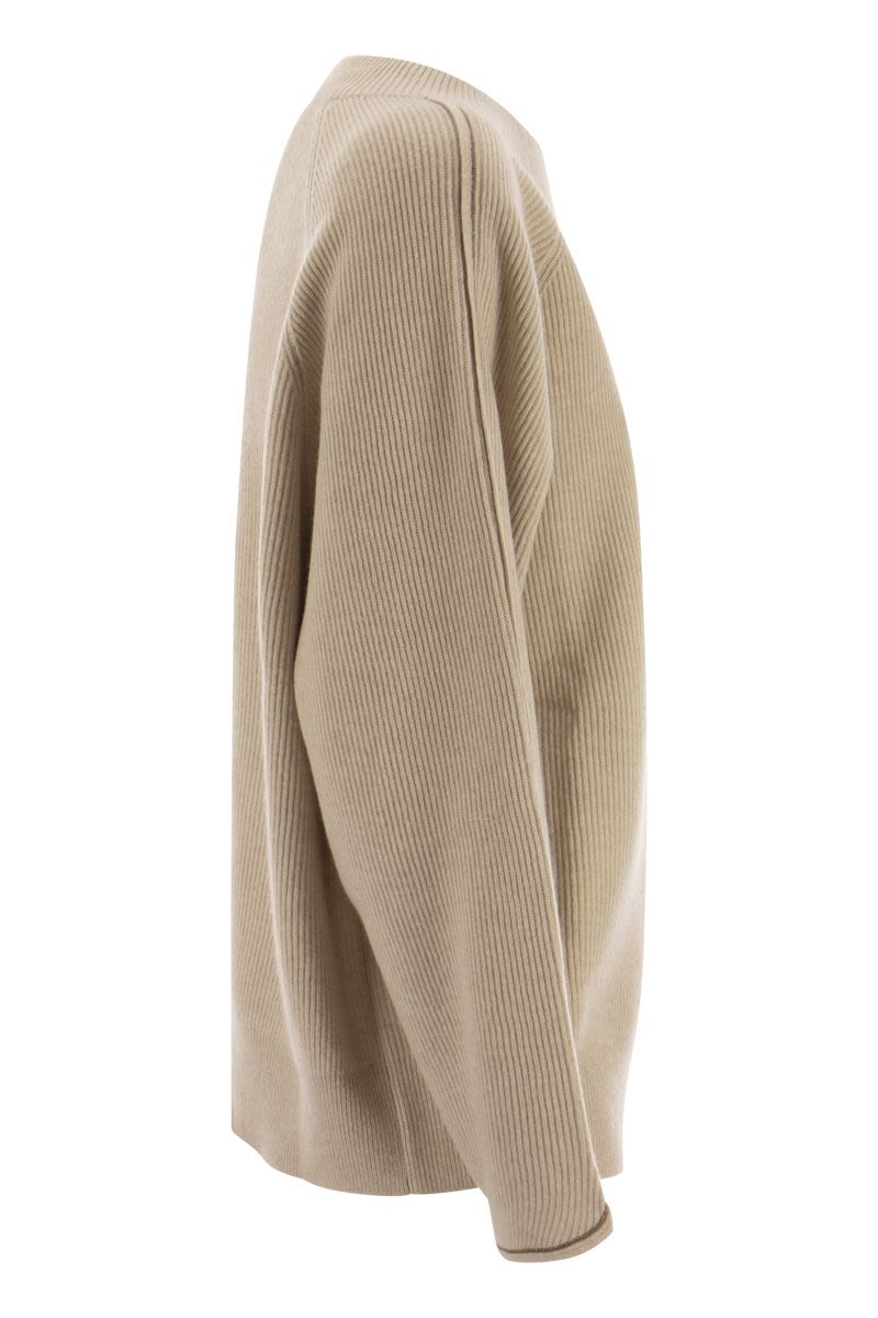 Cashmere sweater with Monile - VOGUERINI