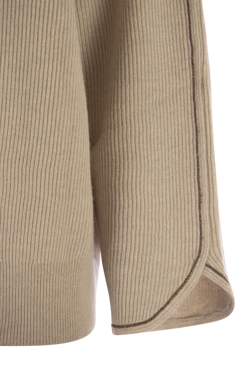 Cashmere sweater with Monile - VOGUERINI