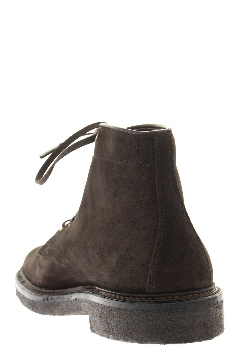 BROWN SUEDE BOOT - VOGUERINI