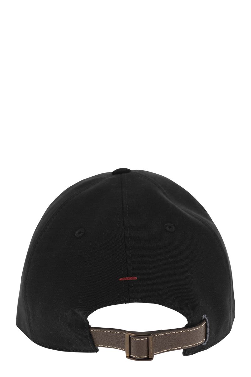 Cotton canvas baseball cap with embroidery - VOGUERINI