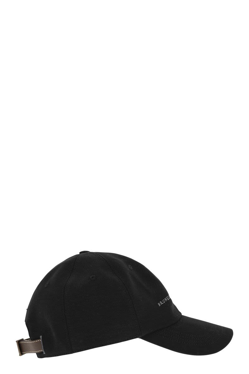 Cotton canvas baseball cap with embroidery - VOGUERINI