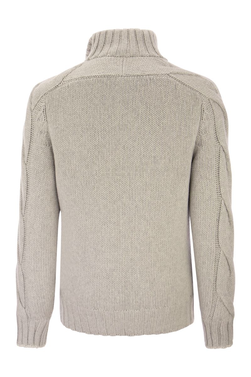 Cashmere knit outerwear with down filling - VOGUERINI