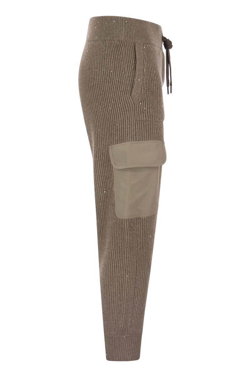 Sporty cargo trousers in shimmering wool and cashmere - VOGUERINI