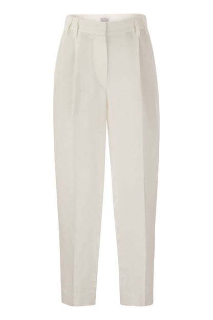 Slouchy trousers in viscose and linen Fluid twill with moniline