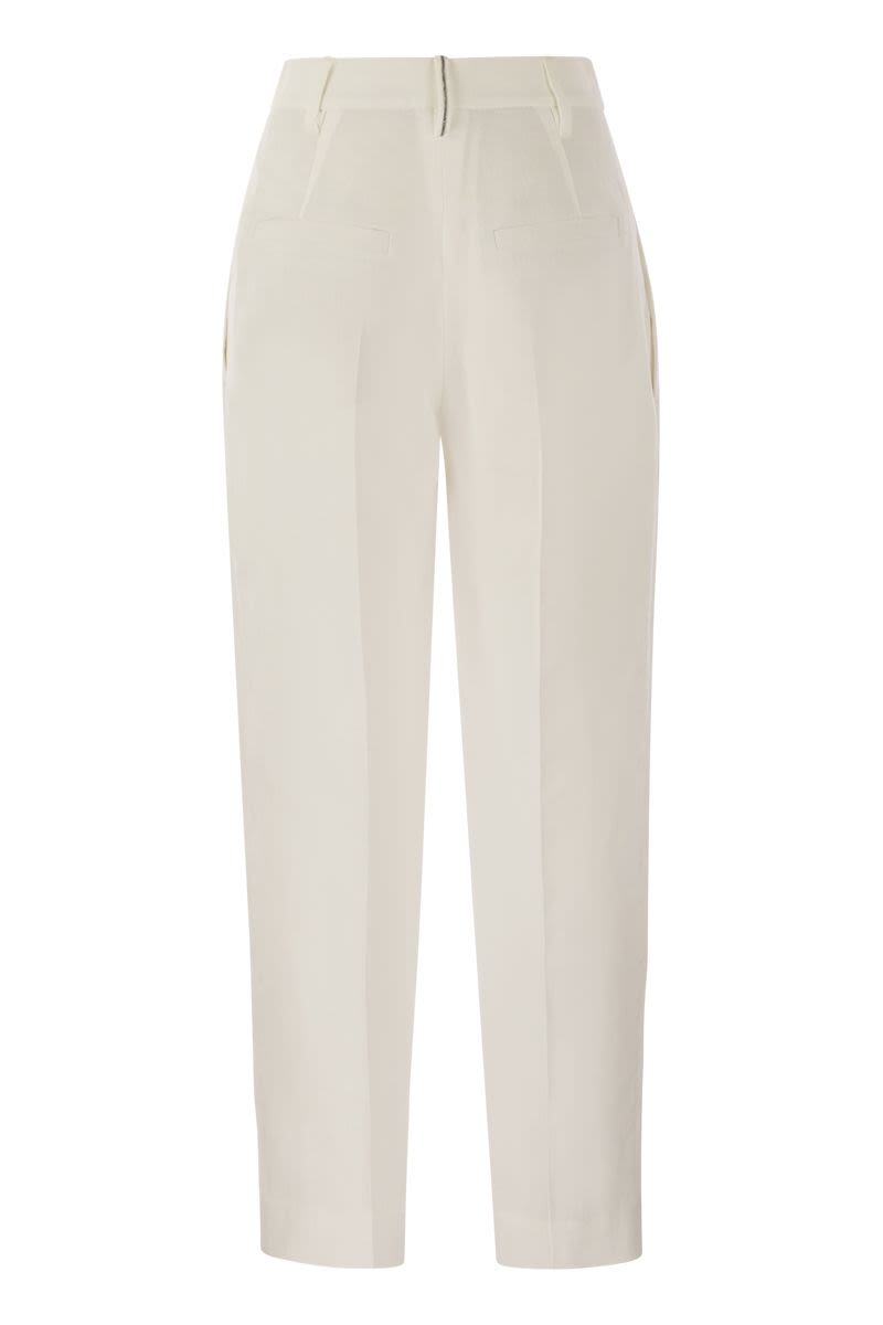 Slouchy trousers in viscose and linen Fluid twill with moniline