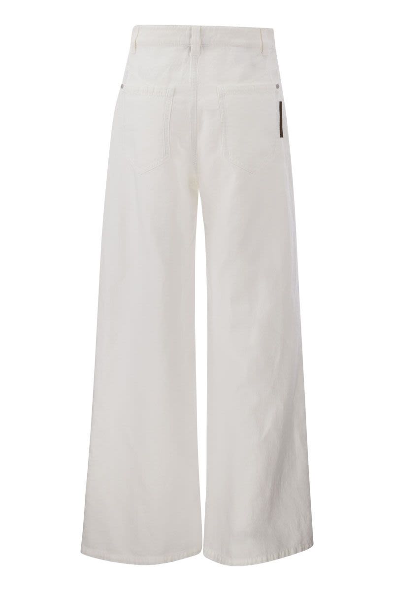 Relaxed trousers in garment-dyed cotton-linen cover-up - VOGUERINI