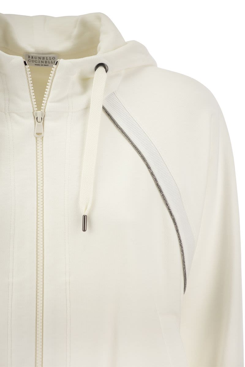 Smooth cotton fleece hooded topwear with Shiny Piping - VOGUERINI