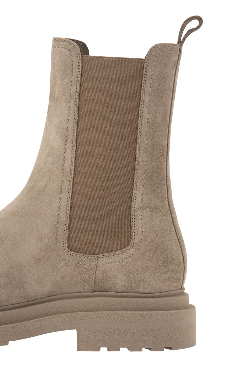 Suede Chelsea Boot with "Precious Detail" - VOGUERINI