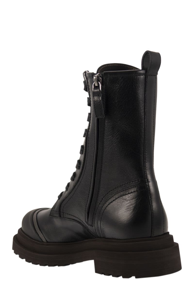 Leather boot with 'Precious Contour - VOGUERINI