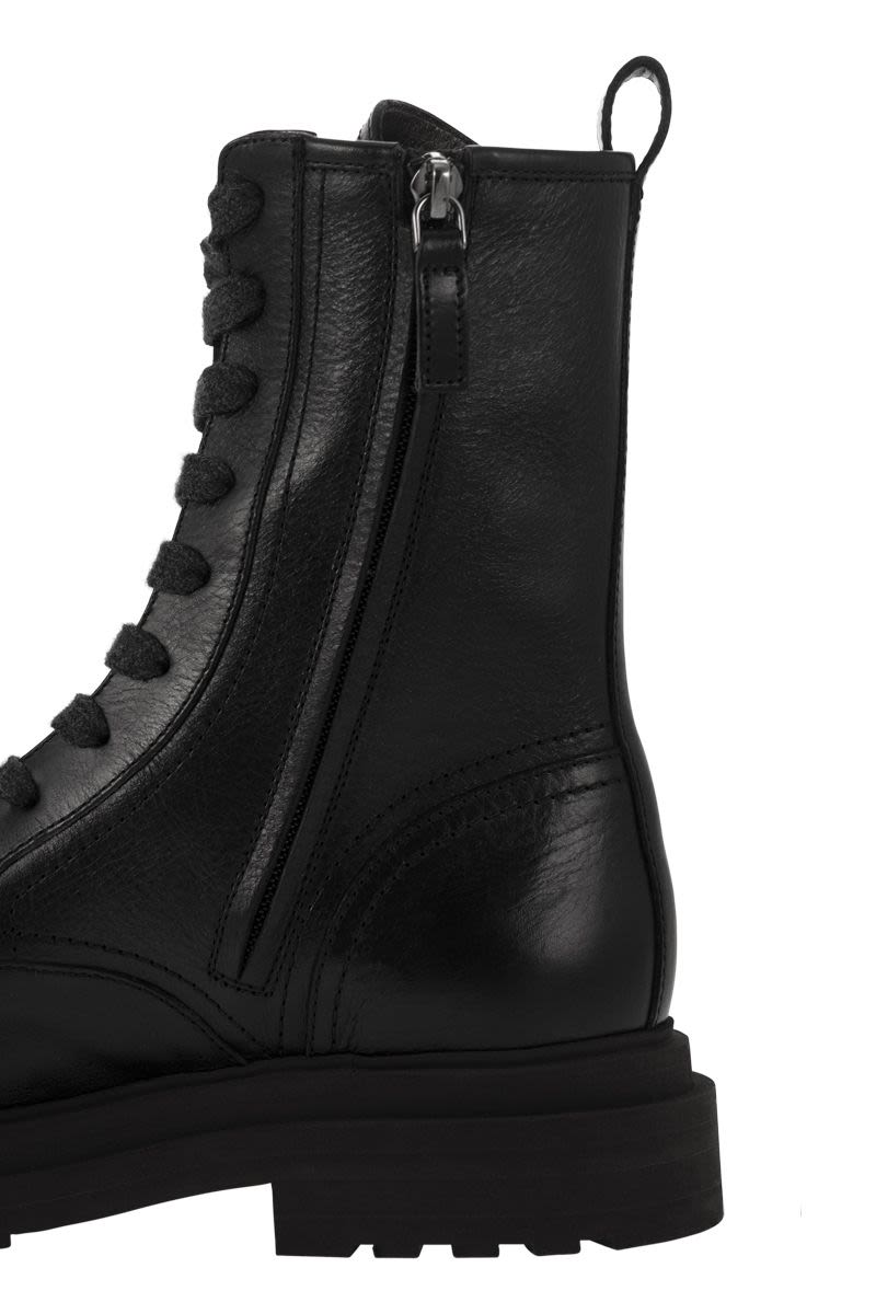 Leather boot with 'Precious Contour - VOGUERINI