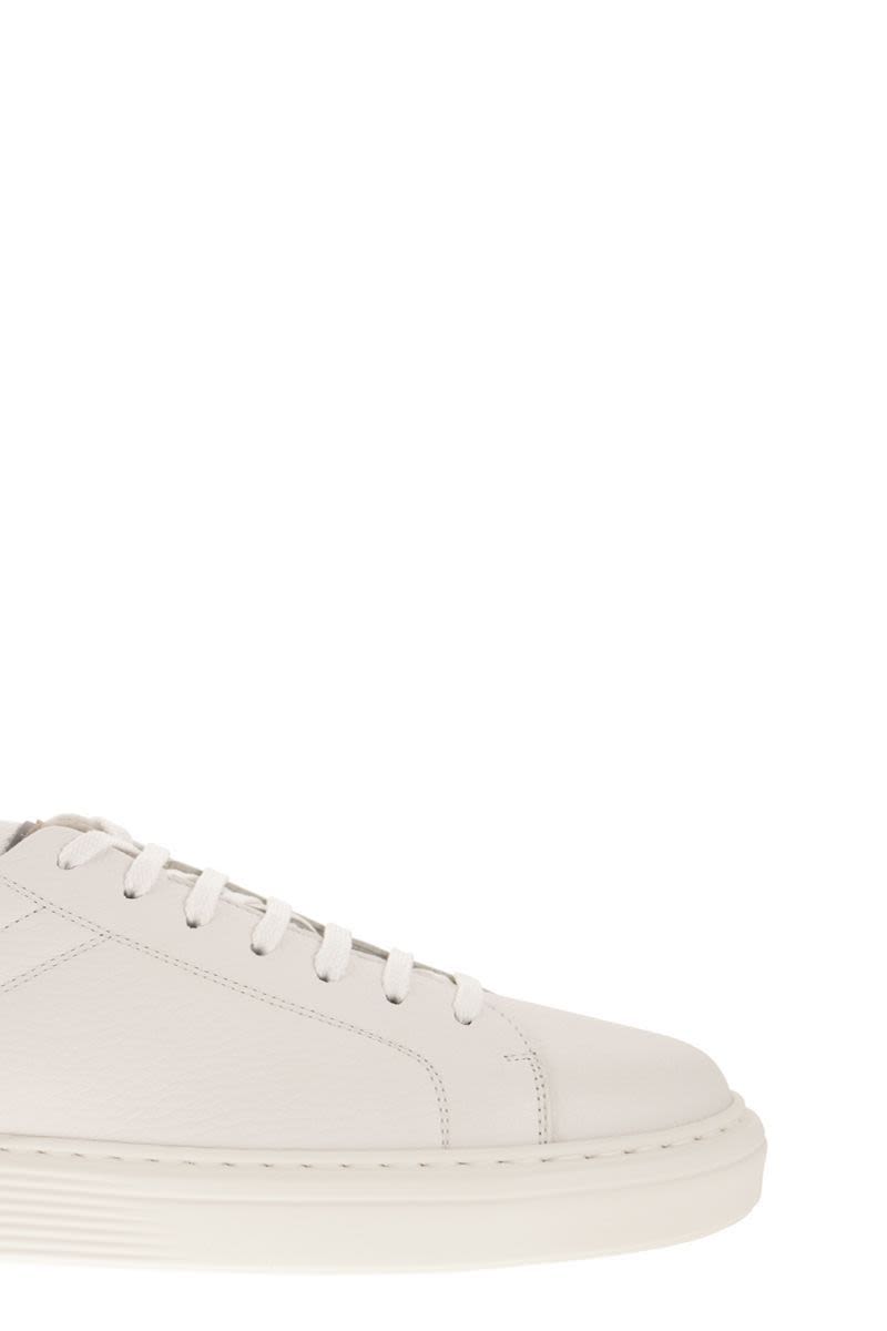 Calfskin trainers with grain - VOGUERINI