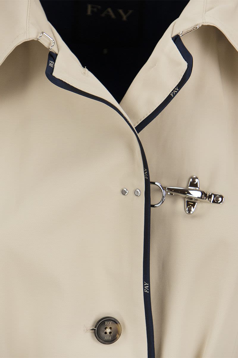 Trench coat with hook - VOGUERINI