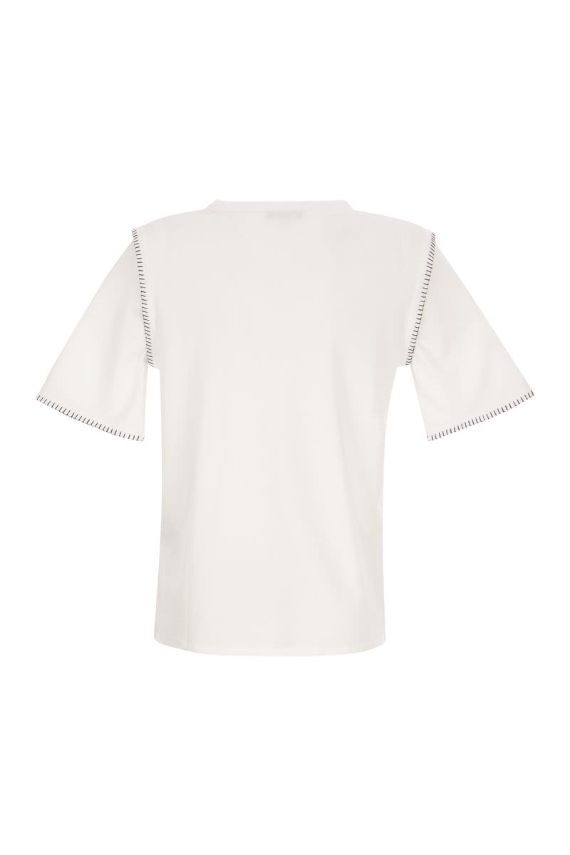 T-shirt with contrast stitching - VOGUERINI