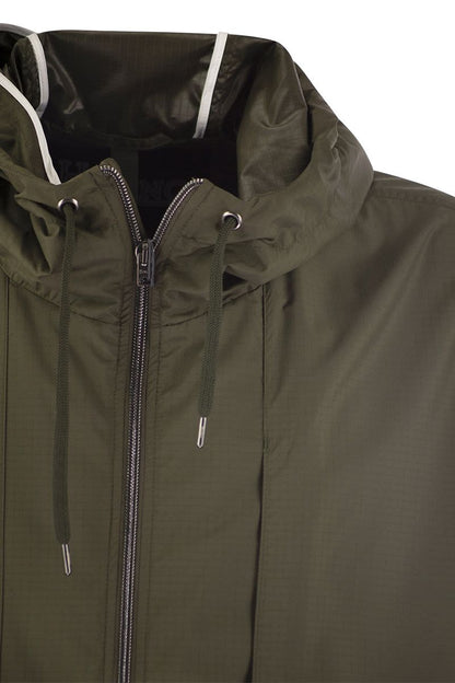 Lightweight hooded parka