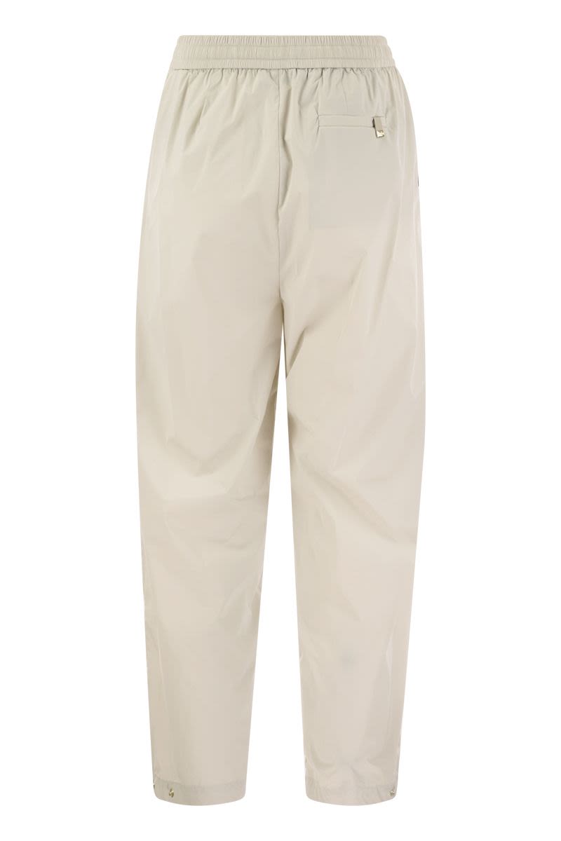 Light stretch nylon trousers