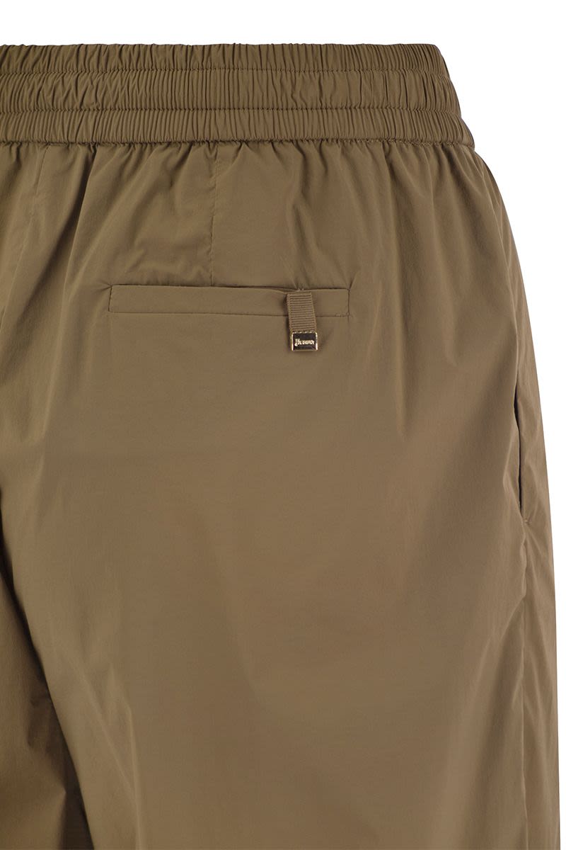 Light stretch nylon trousers