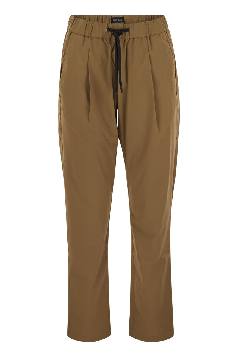 Laminar nylon trousers