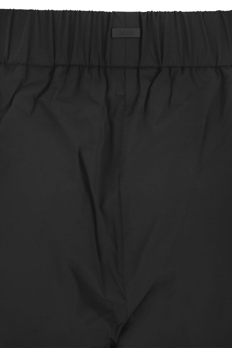 Laminar nylon trousers