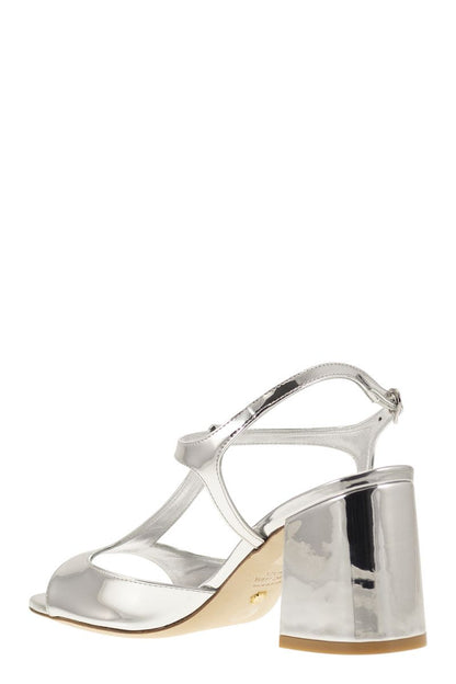 FLAREBLOCK - Mirrored leather T-sandal