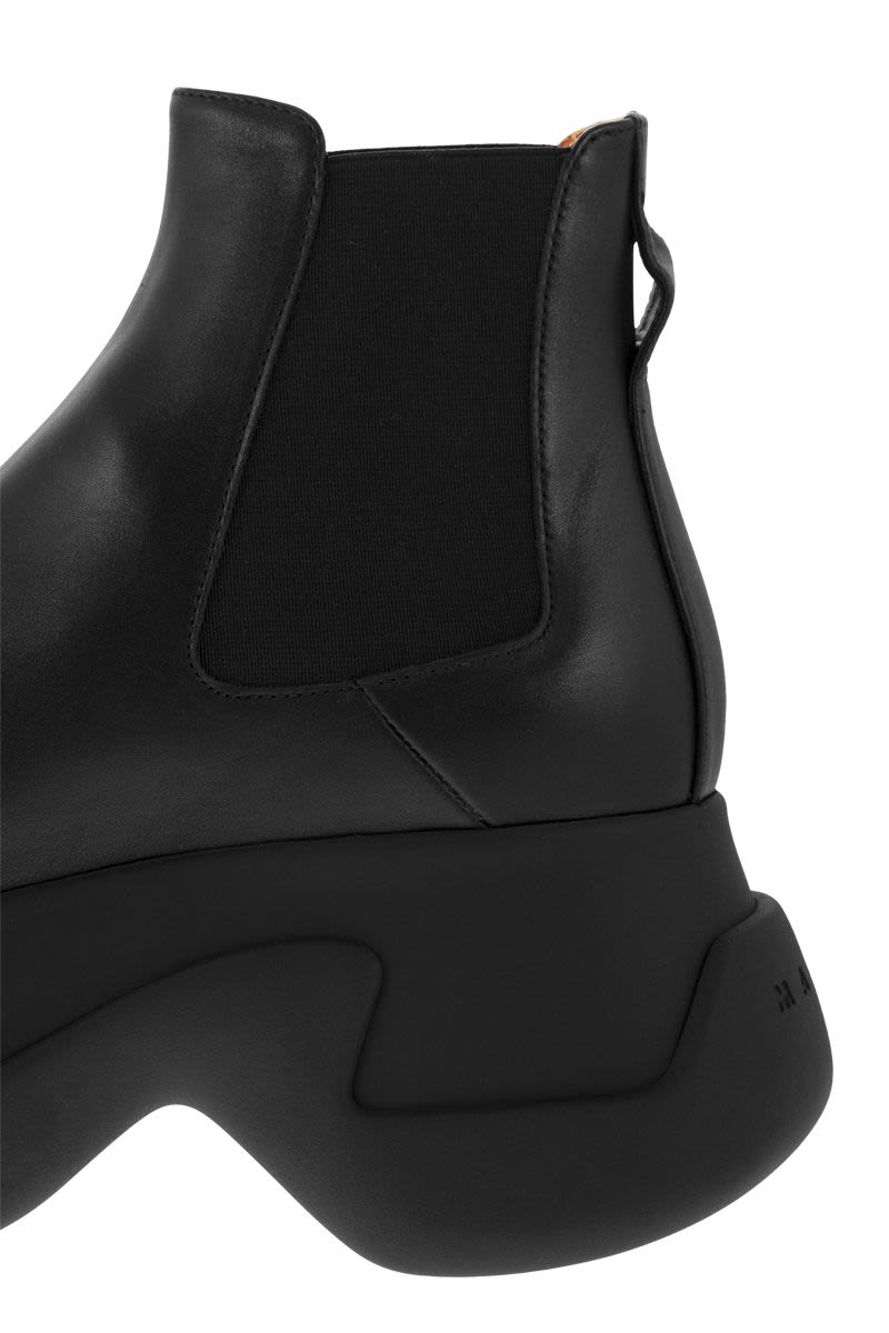 Leather chelsea boot - VOGUERINI