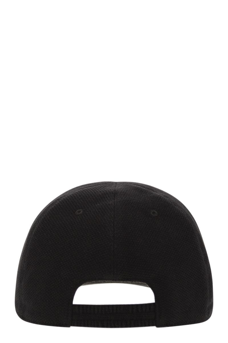 Cotton baseball cap